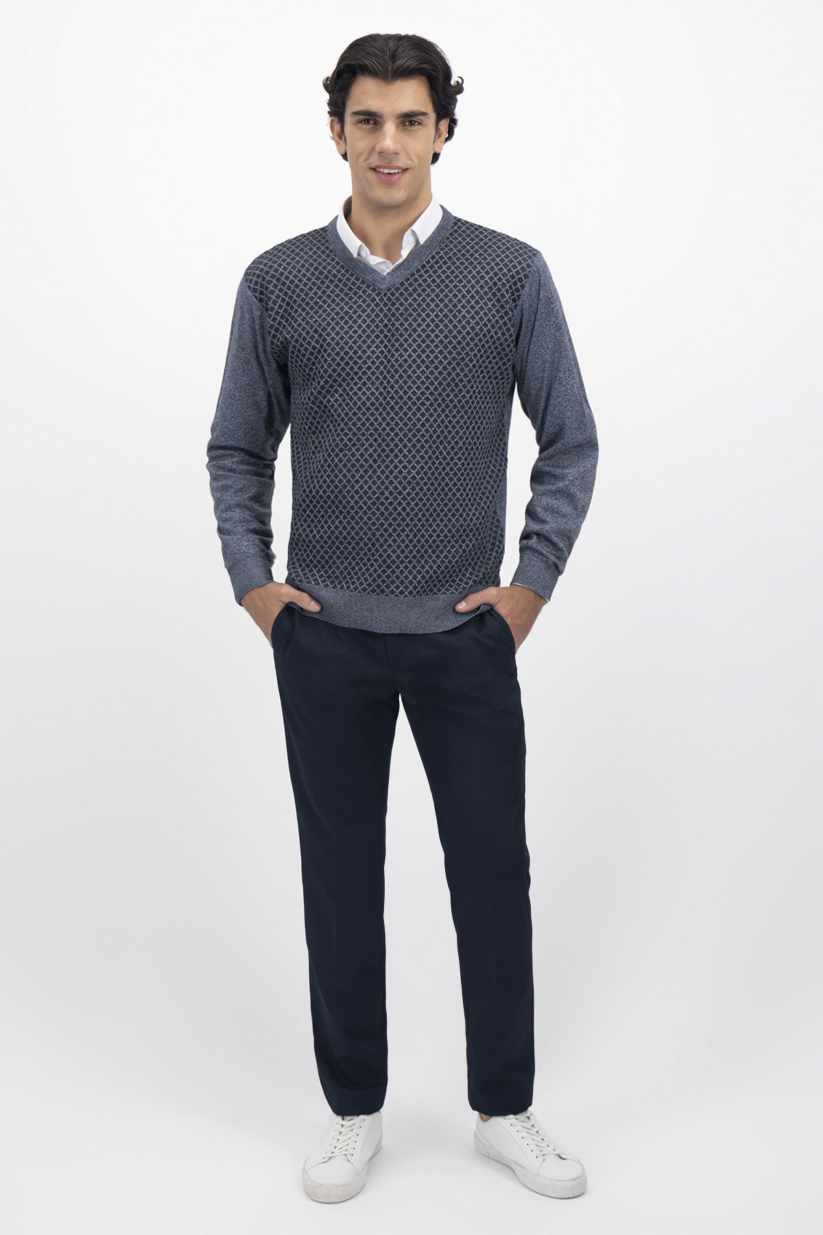 SUÉTER CONTEMPORARY FIT SONNETI image number 3