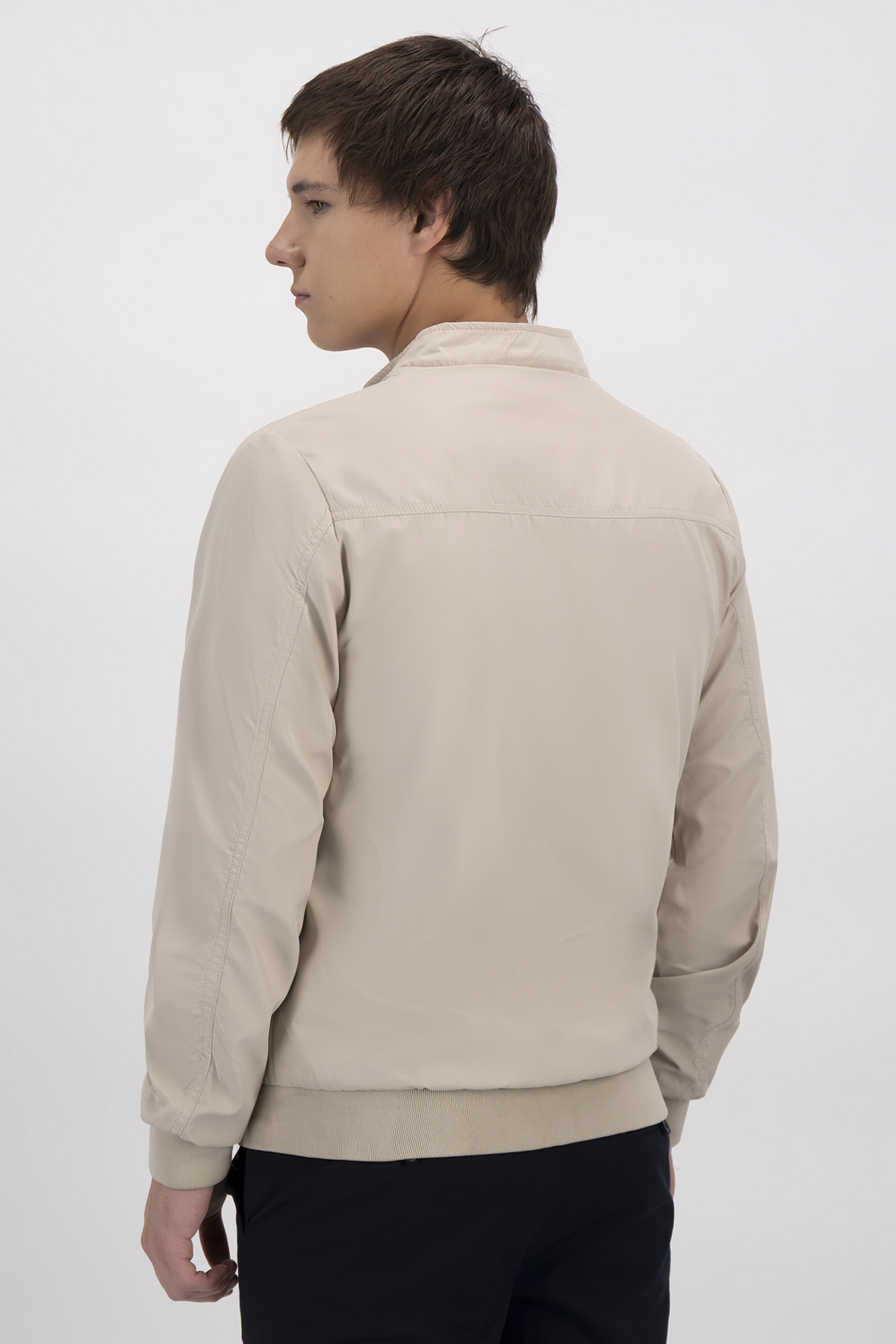 Chamarra Casual Contemporary Fit image number 2