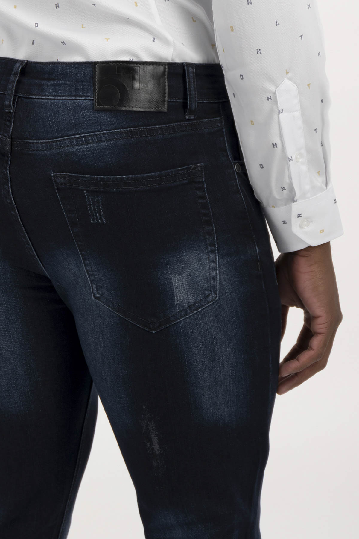 JEANS SKINNY FIT LAMBERTI image number 3