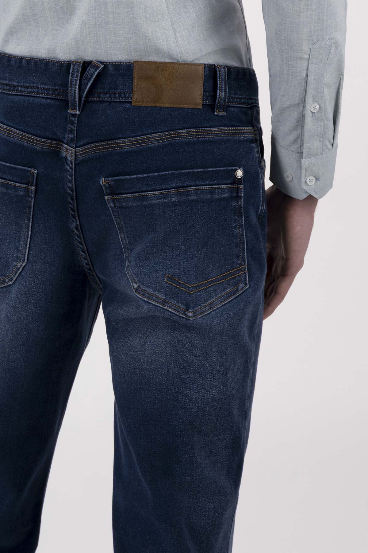 Jeans casual slim fit Lmental image number 3