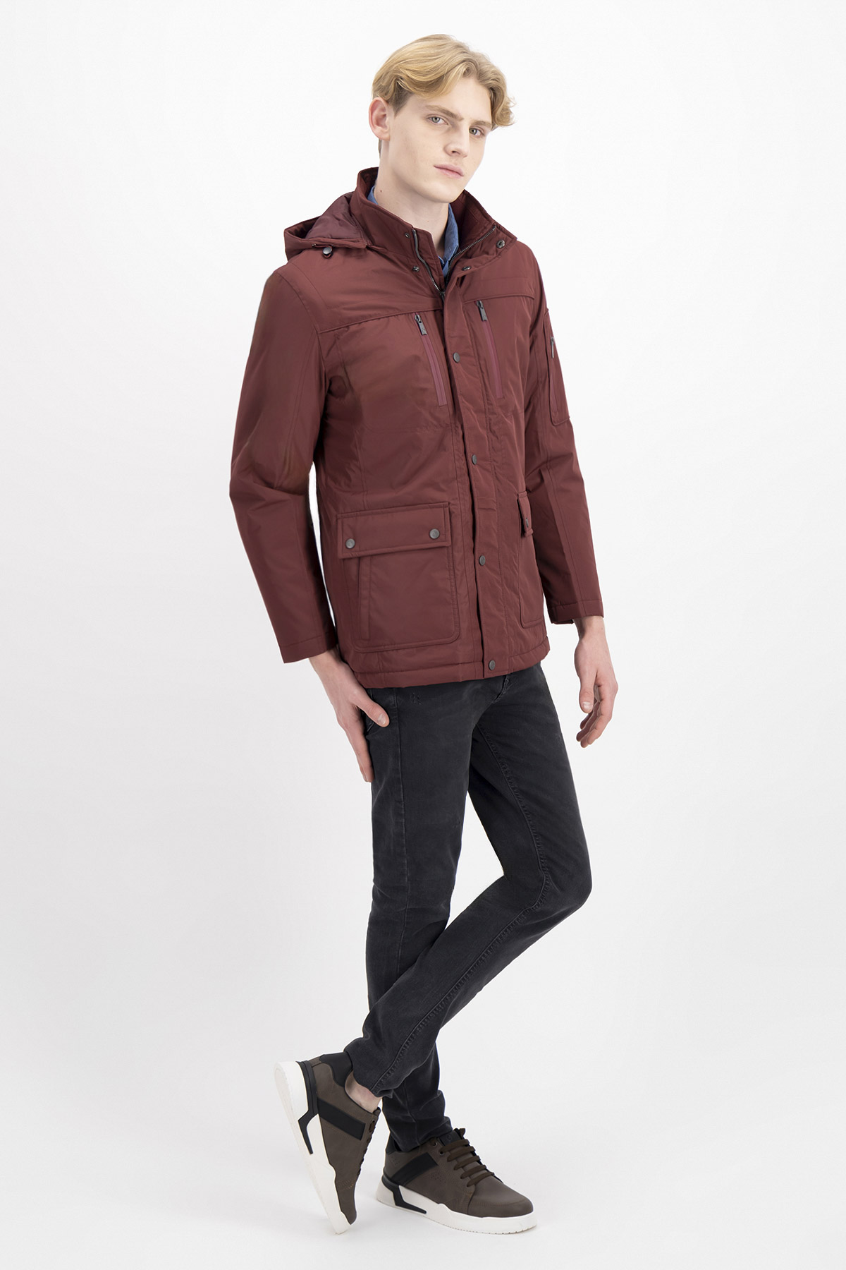 CHAMARRA SLIM FIT ROYALTON image number 3