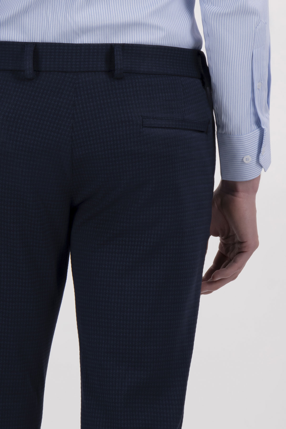 PANTALÓN SEPARATE SLIM FIT LMENTAL