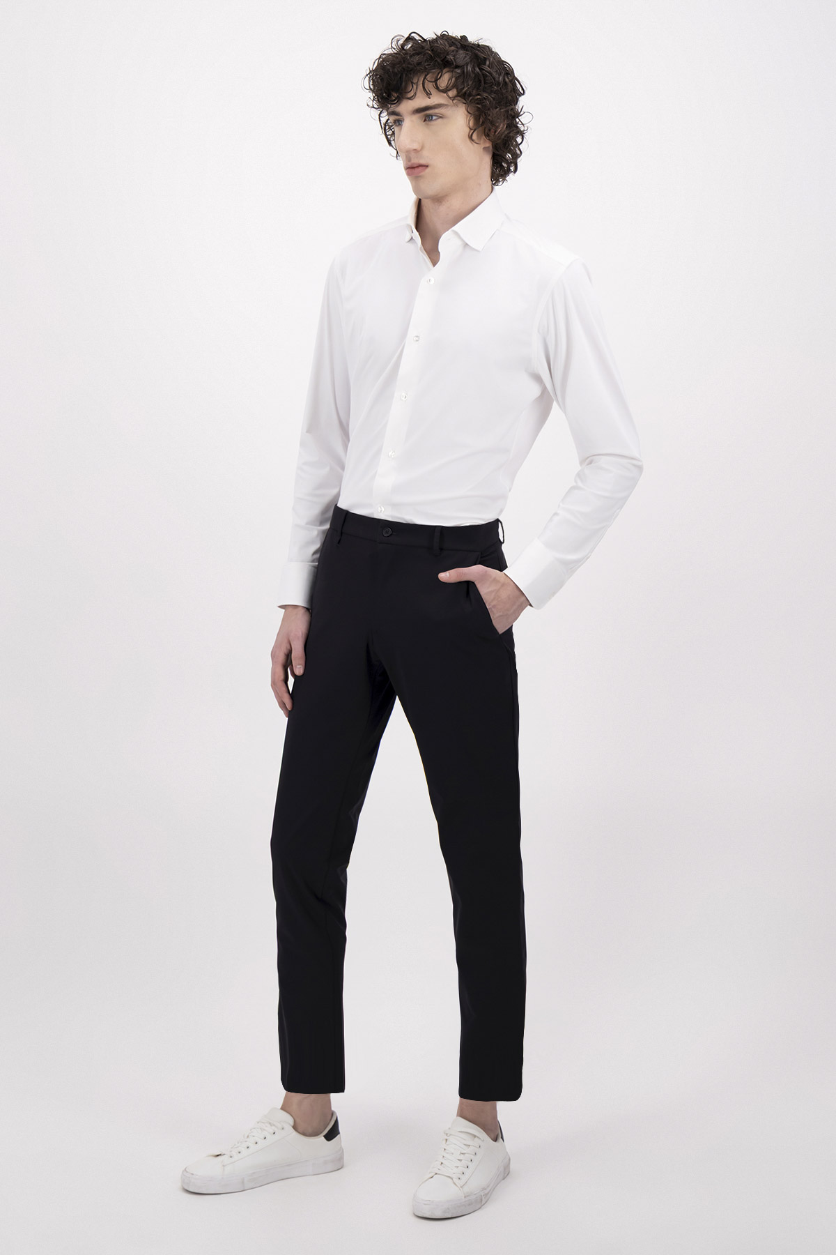 Pantalón separate Move slim fit Lmental image number 2