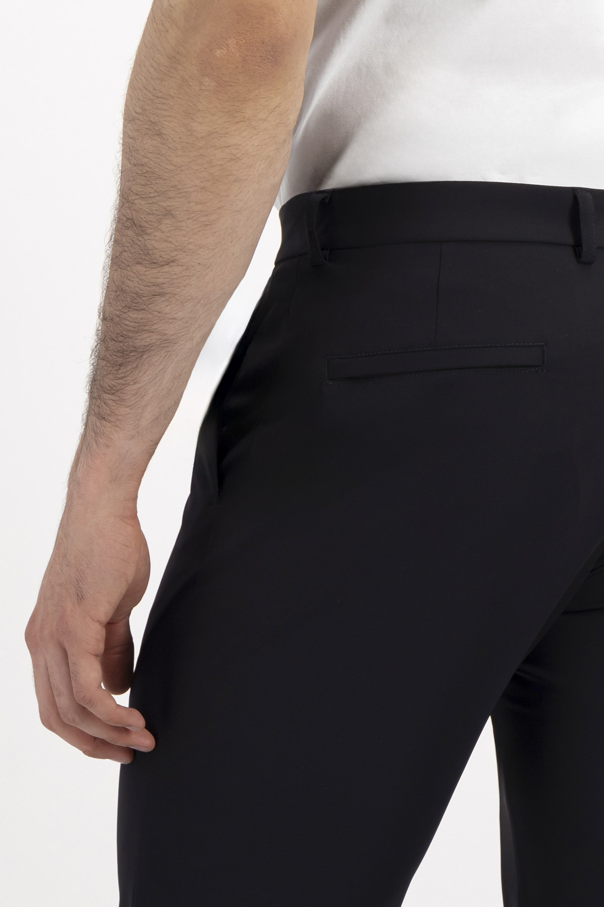 PANTALÓN SEPARATE TECHNO SLIM FIT LMENTAL image number null