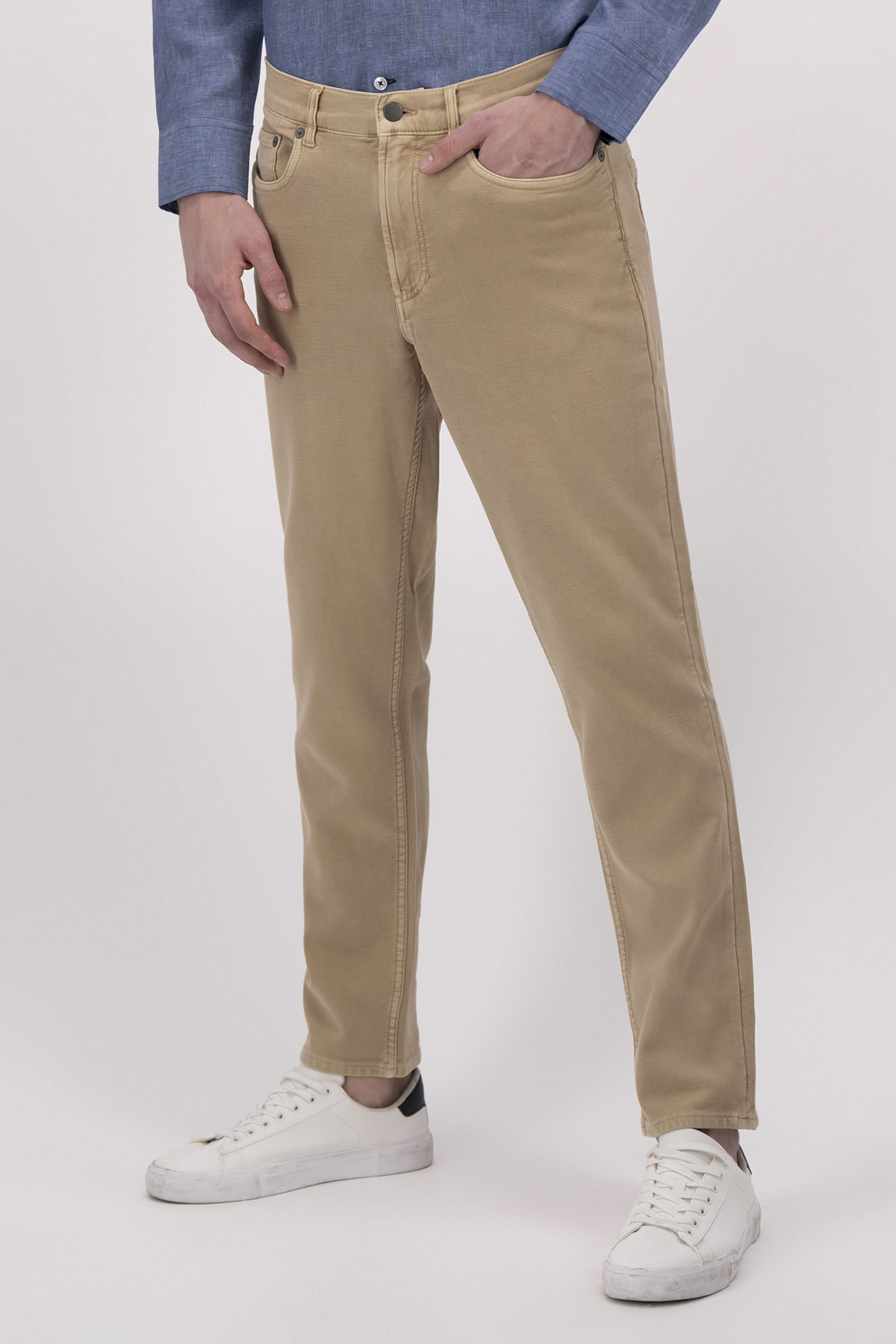 PANTALÓN CASUAL CONTEMPORARY FIT LAMBERTI