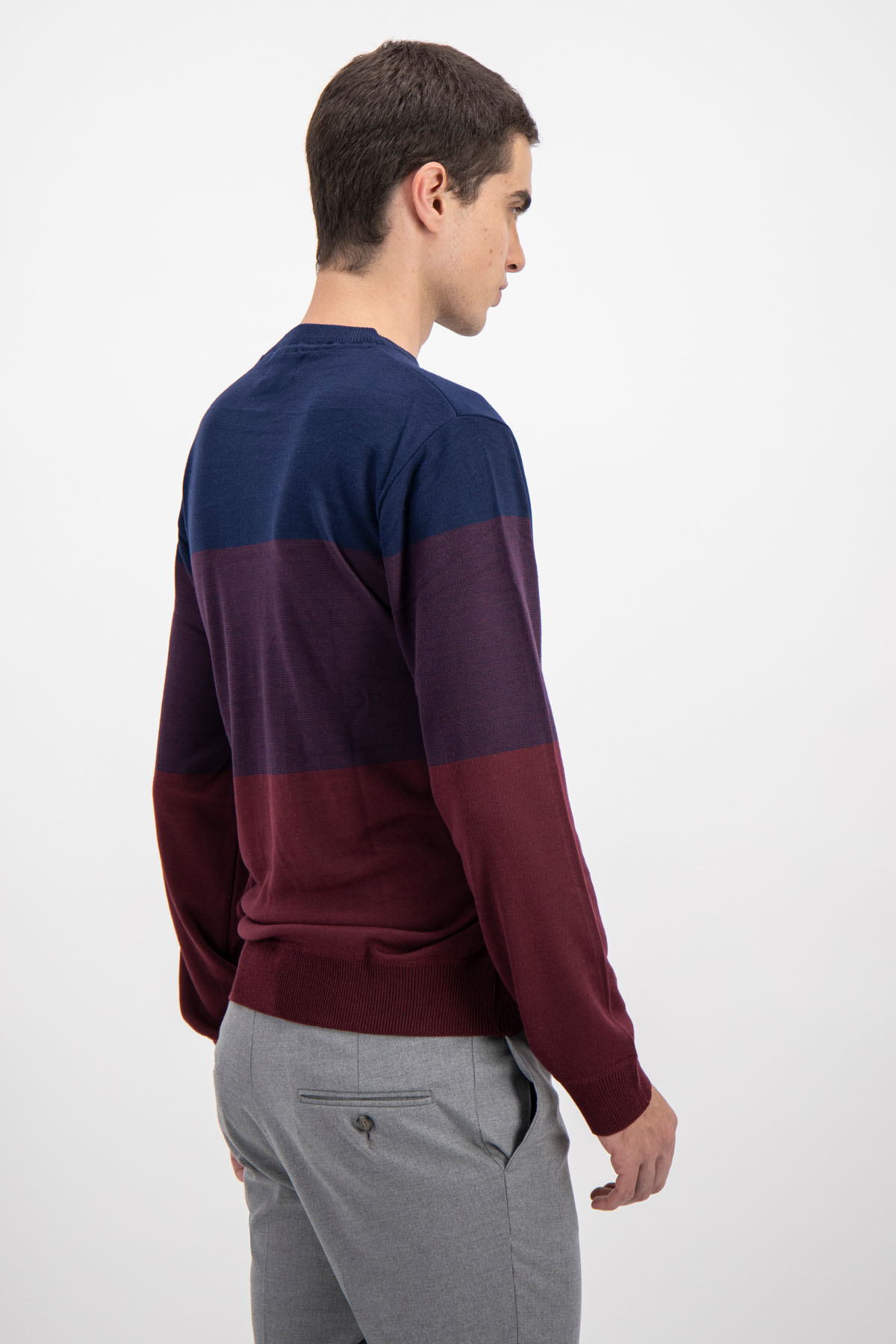 SUÉTER CONTEMPORARY FIT SONNETI image number 2