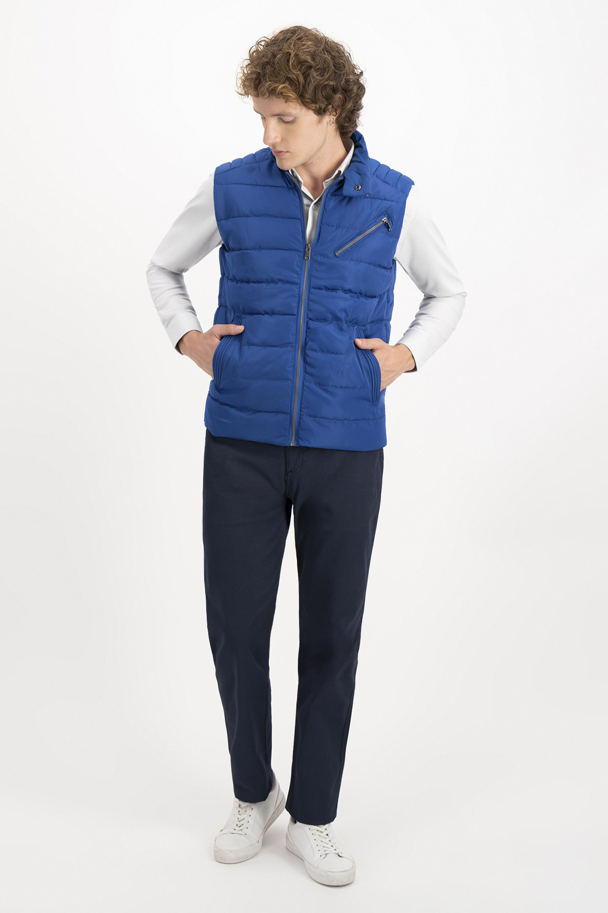 CHALECO CONTEMPORARY FIT ROYALTON image number 3