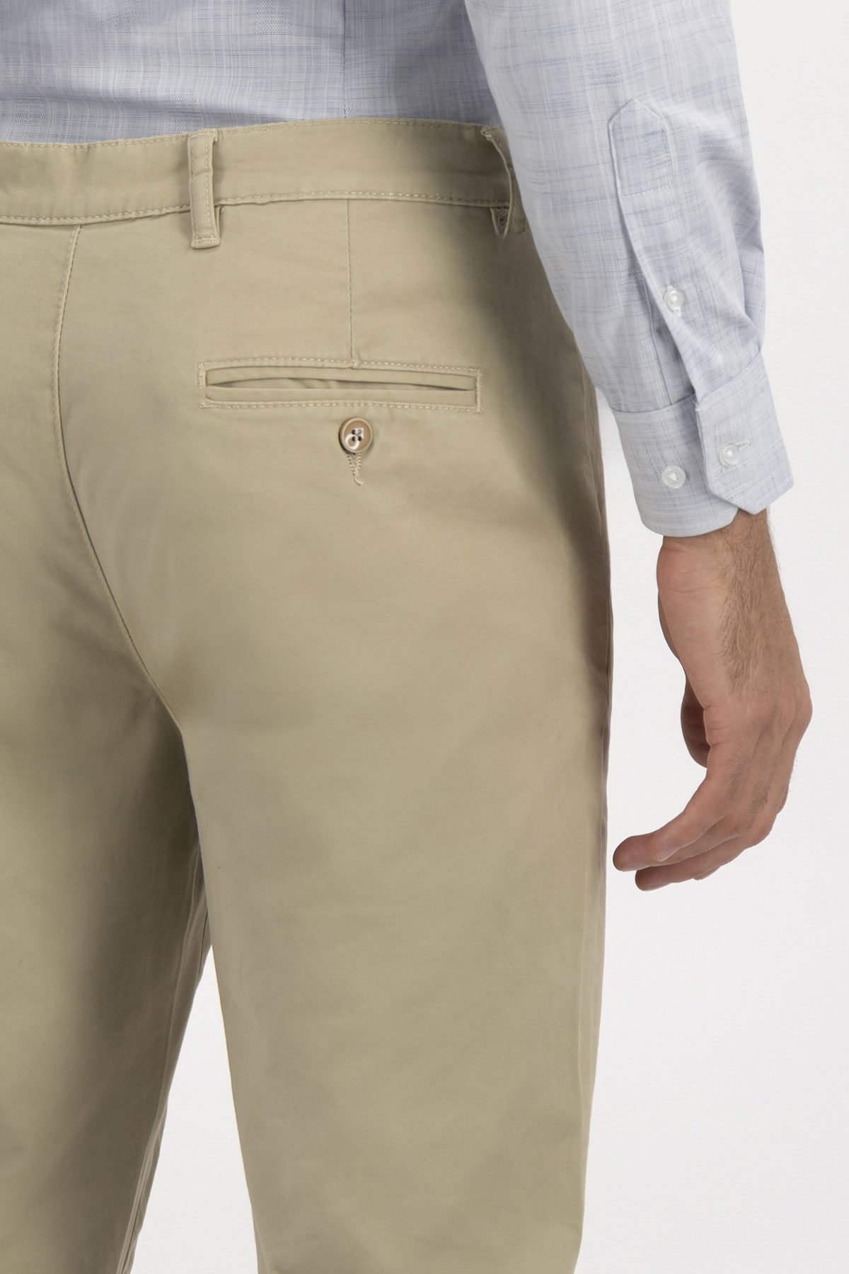 PANTALÓN CASUAL SLIM FIT LMENTAL image number 3