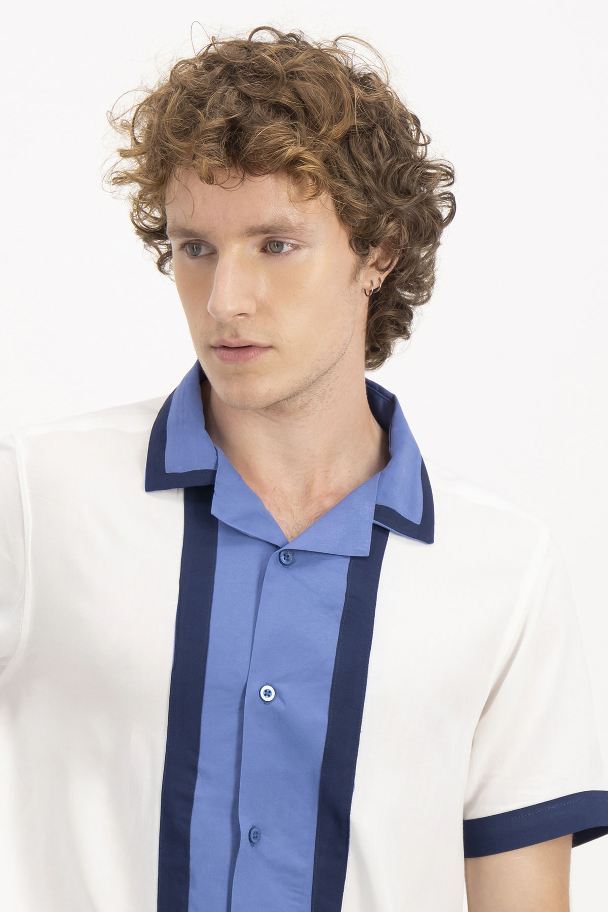 GUAYABERA CASUAL SLIM FIT GUAYAHABANA image number 2