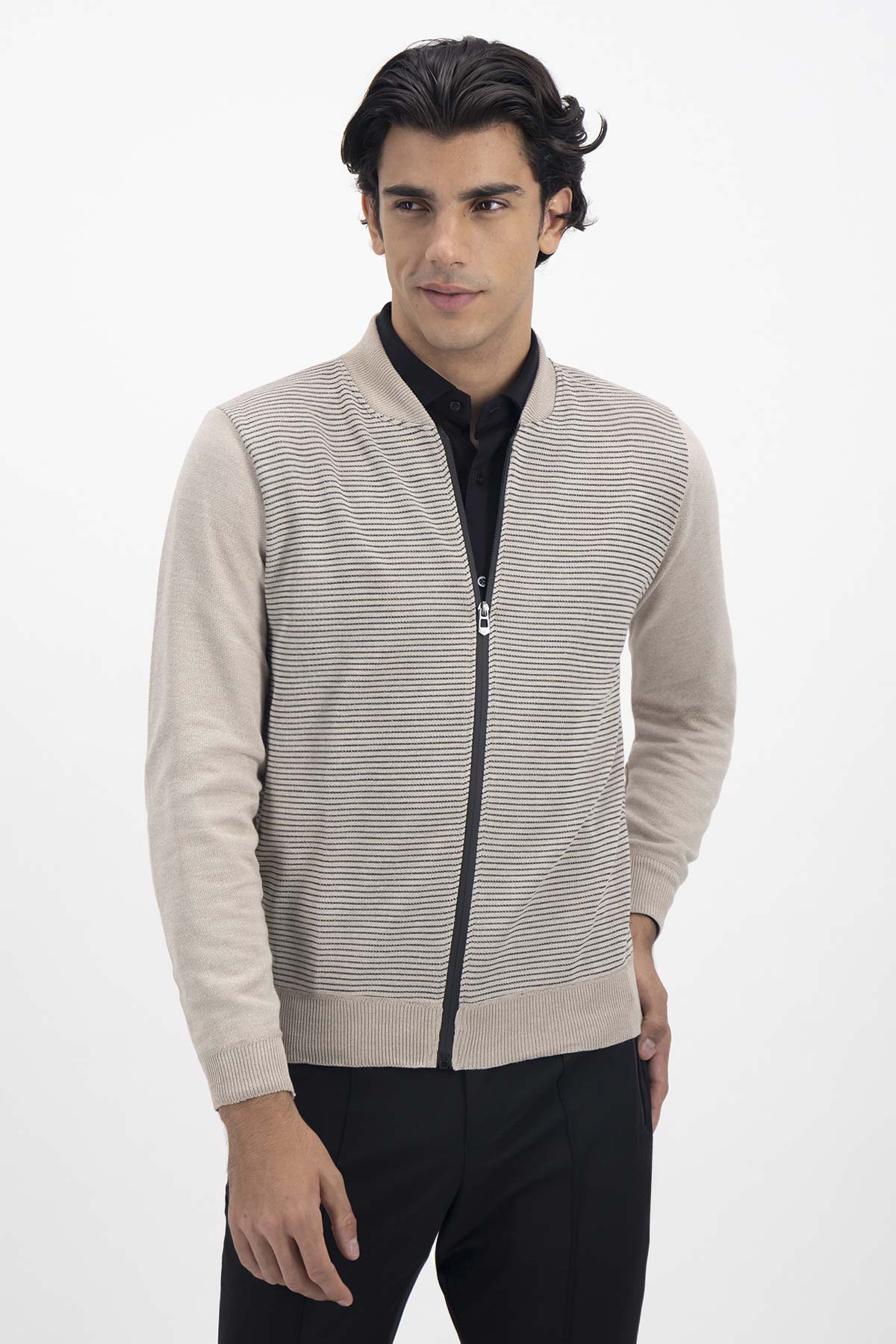 SUÉTER SLIM FIT LMENTAL image number 0