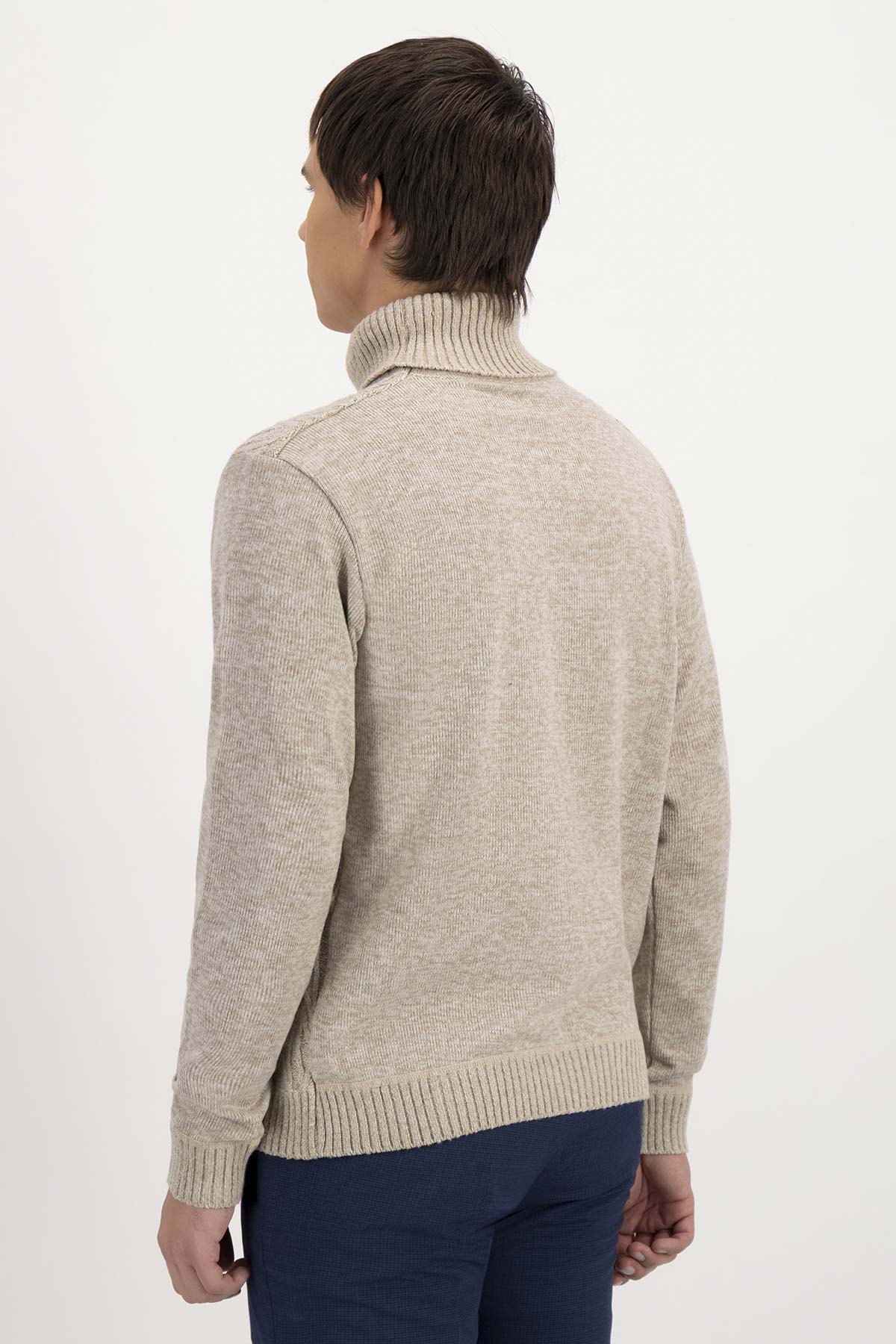 Suéter Slim image number 2