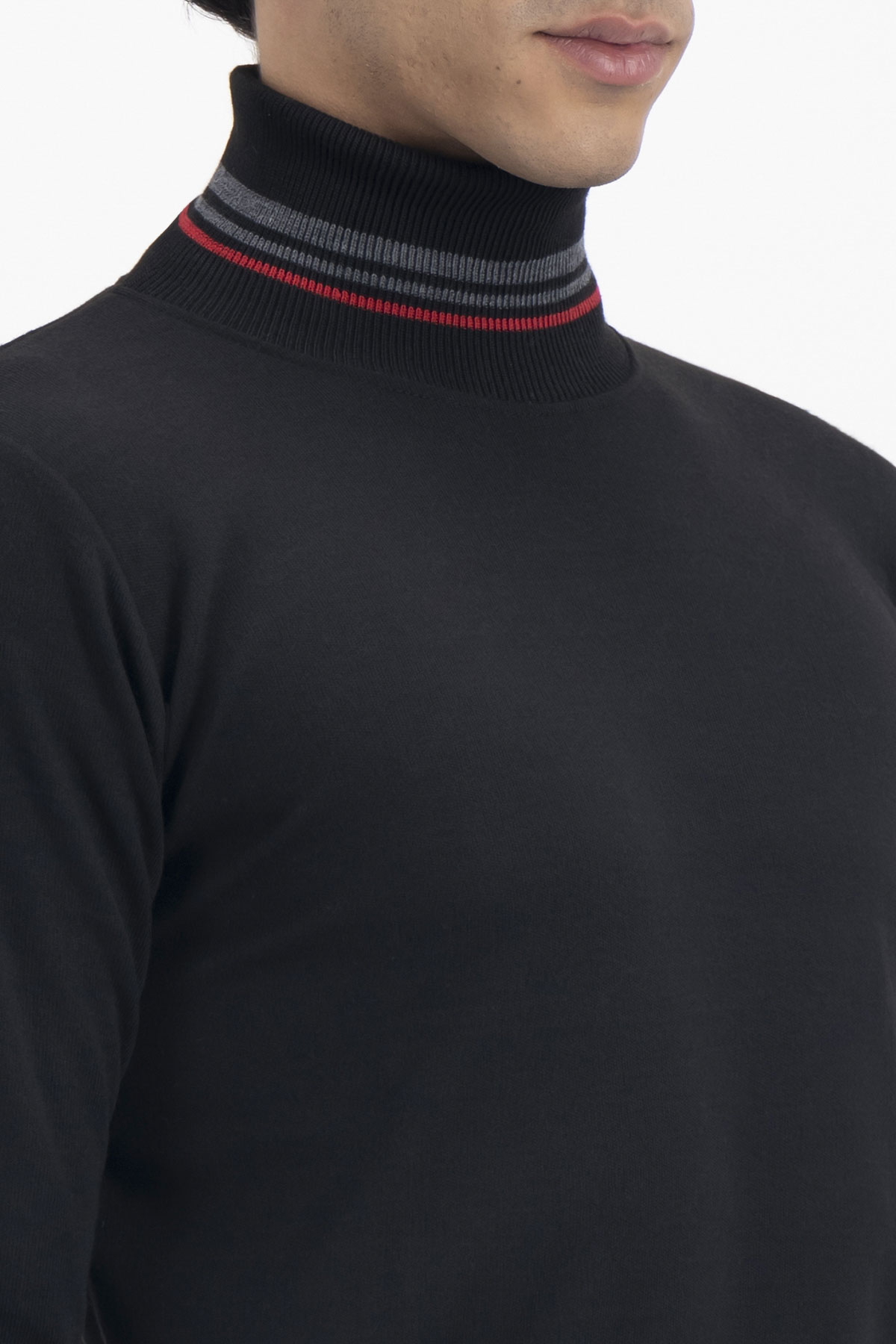 SUÉTER SLIM FIT LMENTAL