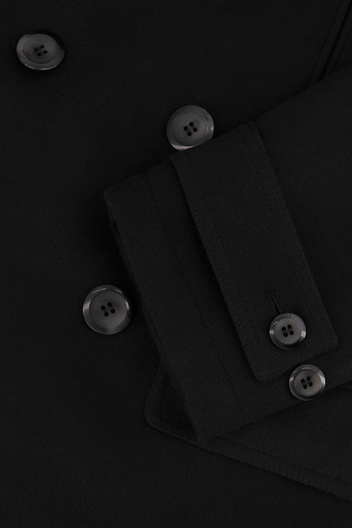 ABRIGO NEGRO SLIM FIT LMENTAL image number 3