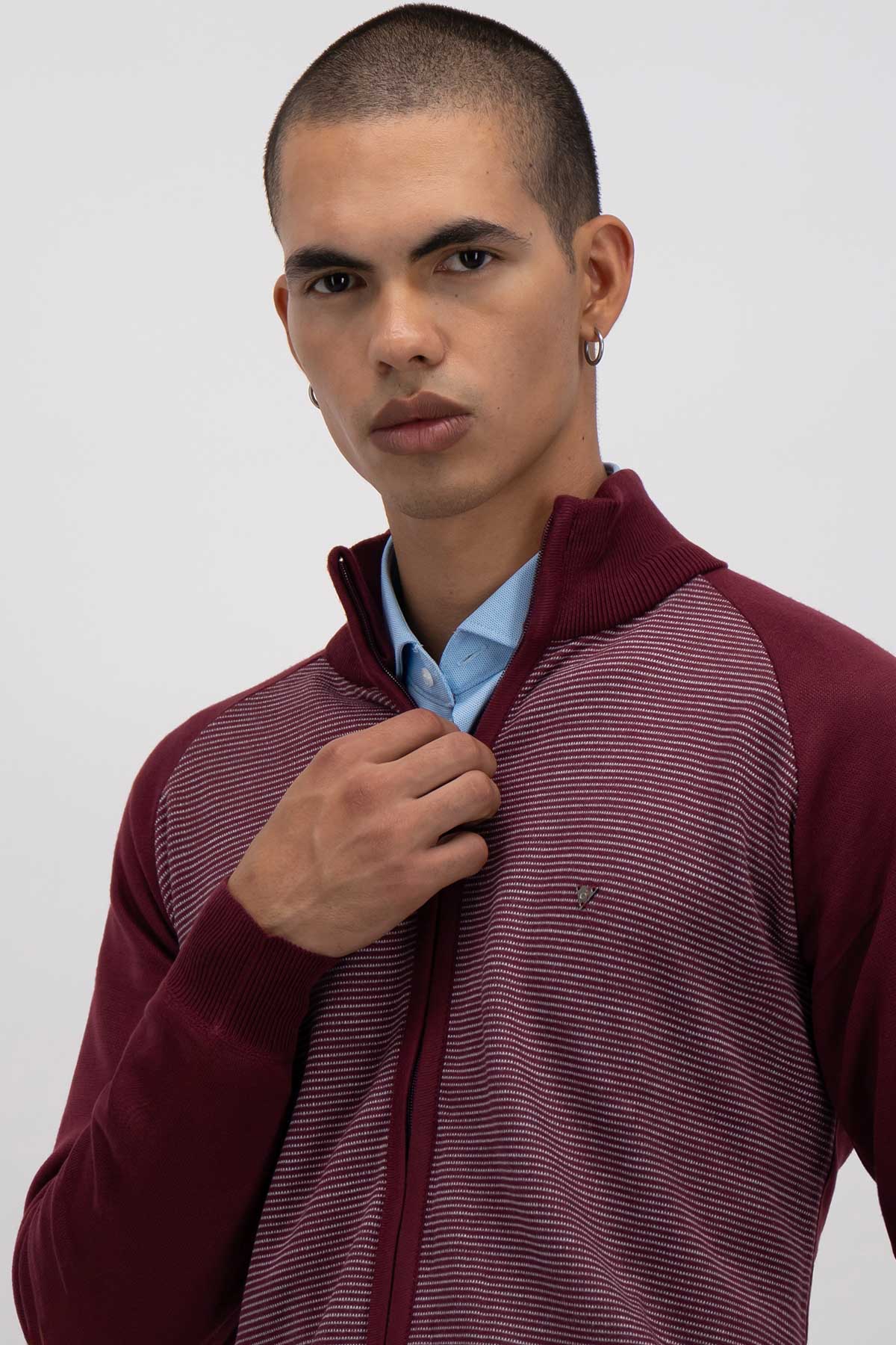 SUÉTER SLIM FIT LMENTAL image number 3