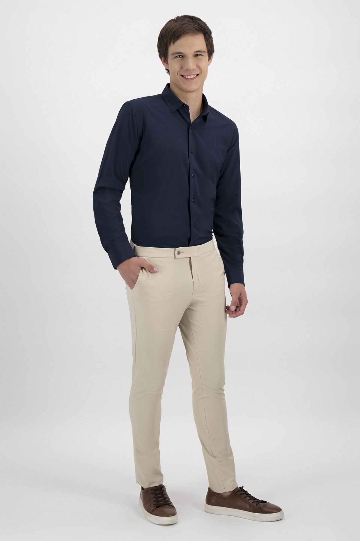 Pantalón Formal Move Skinny Fit image number 2