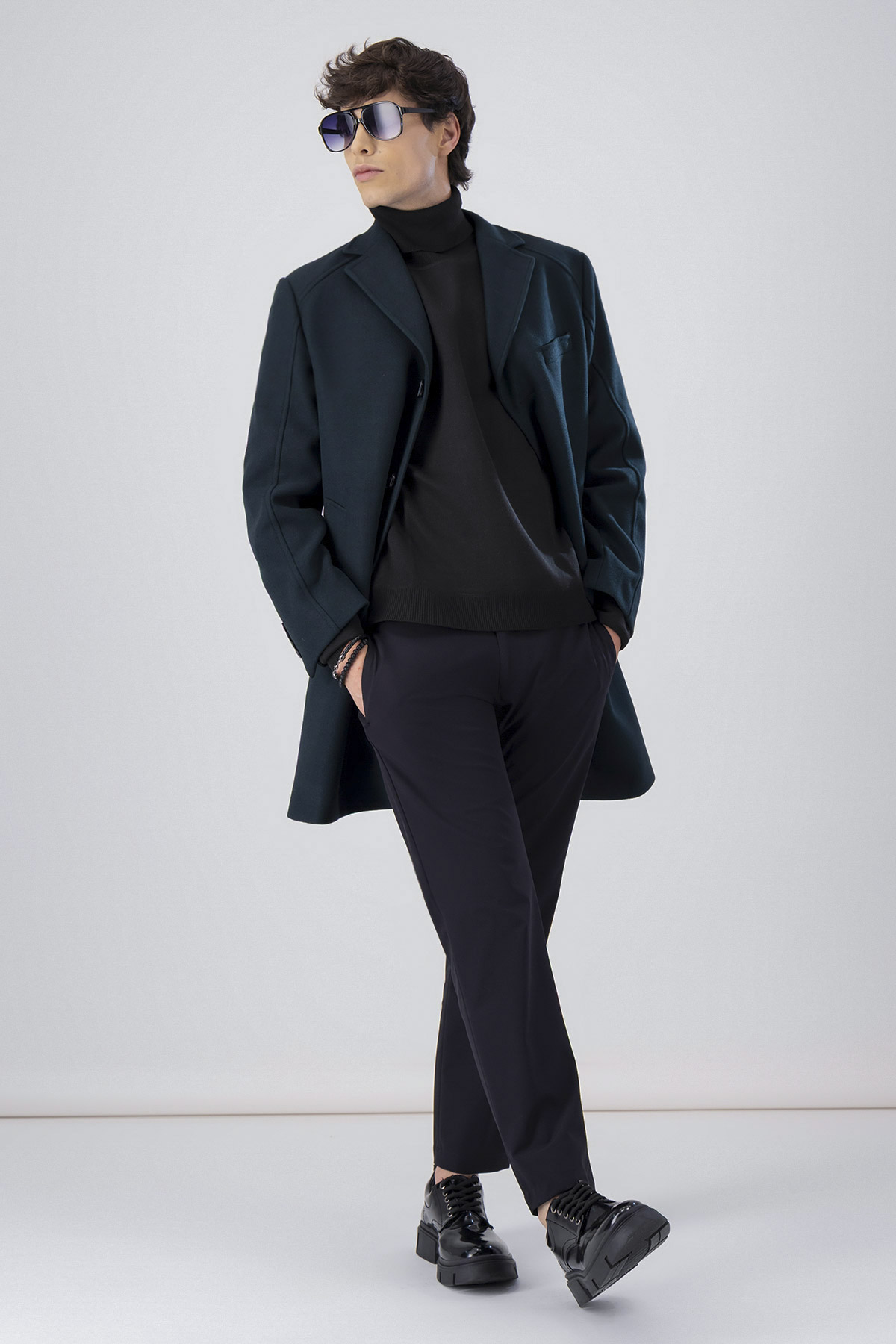 Abrigo Contemporary Fit