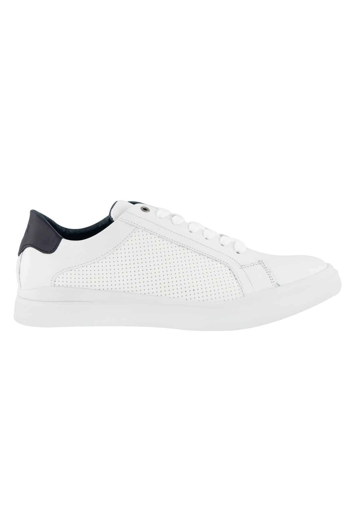 TENIS COLOR BLANCO MENS FASHION image number null