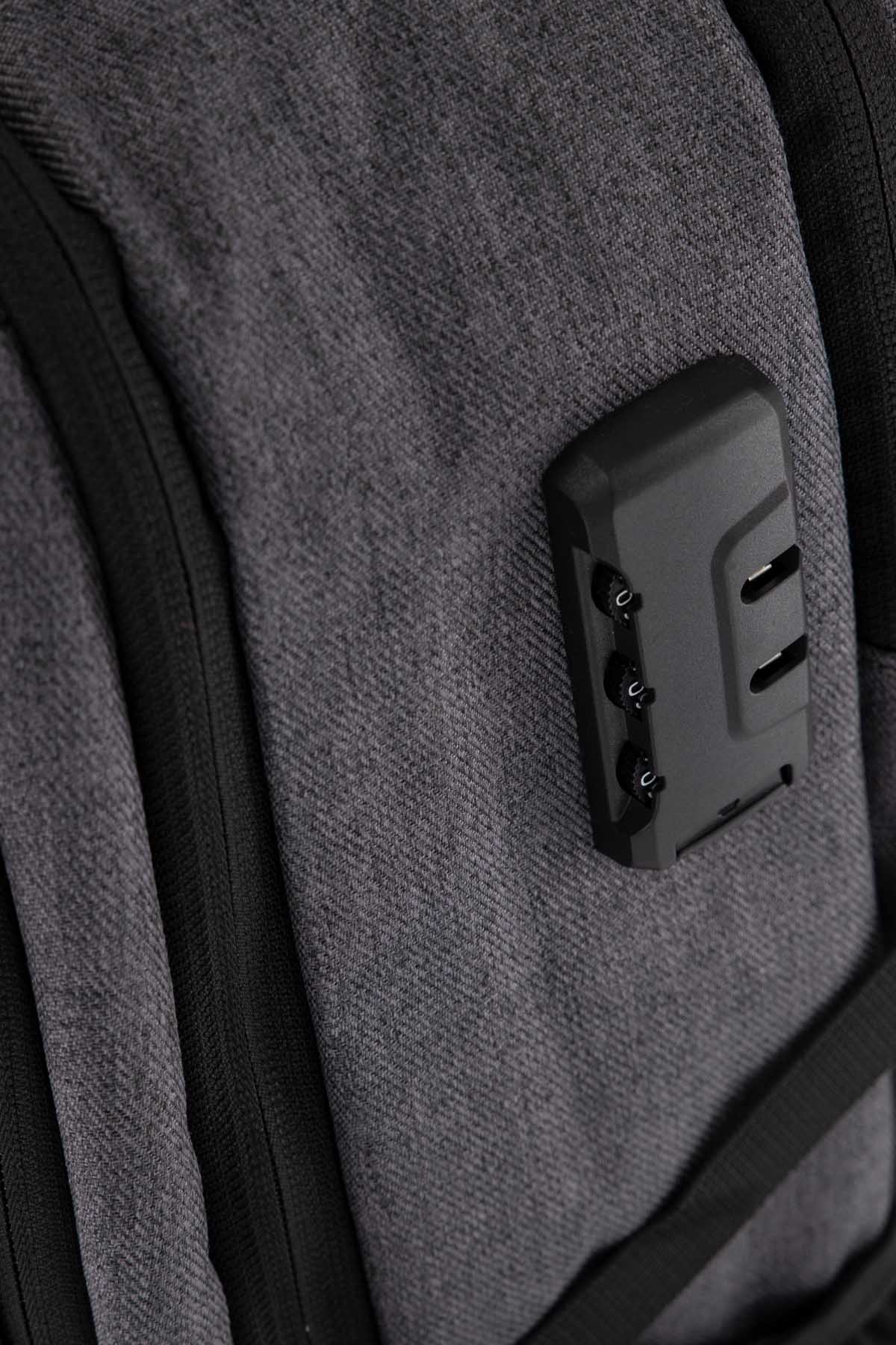 Mochila image number 4