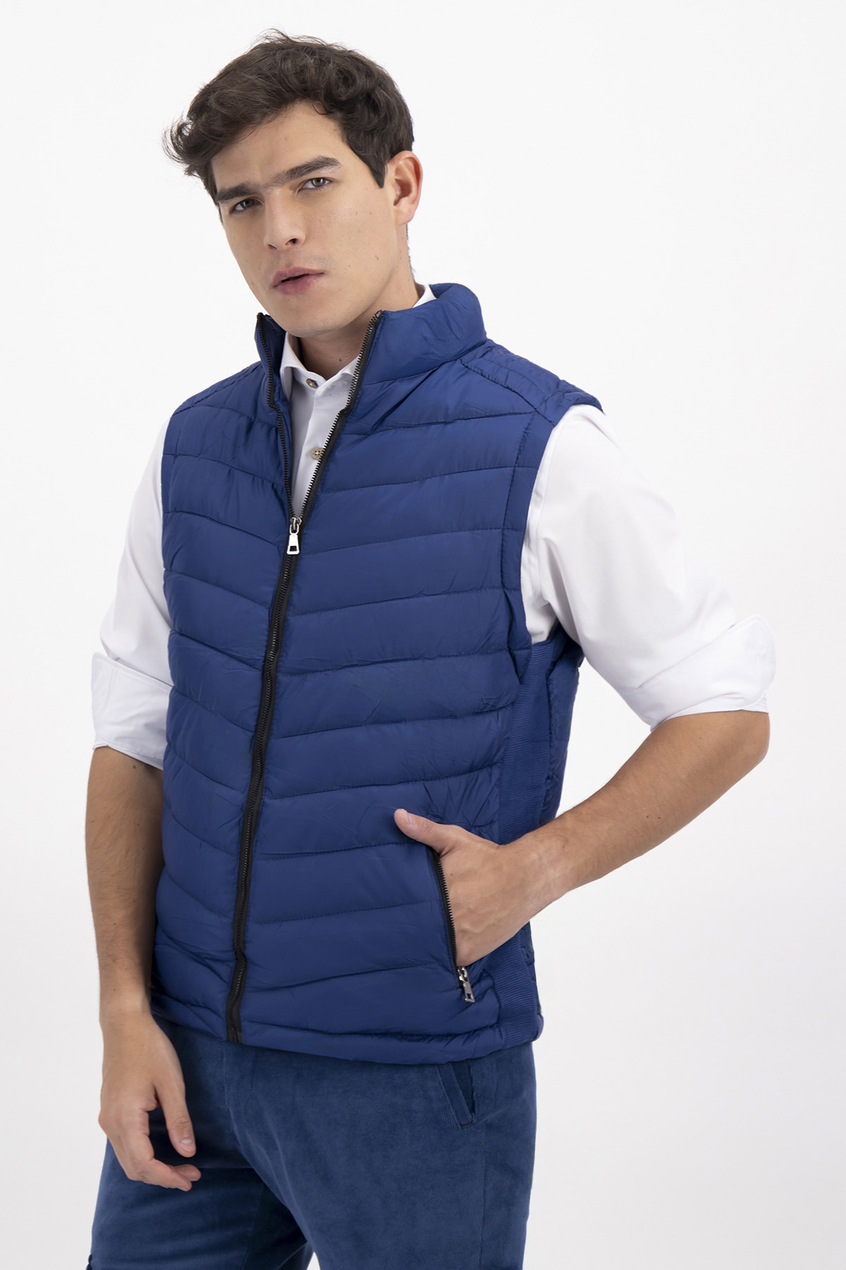 CHALECO CASUAL SLIM FIT SONNETI image number 0
