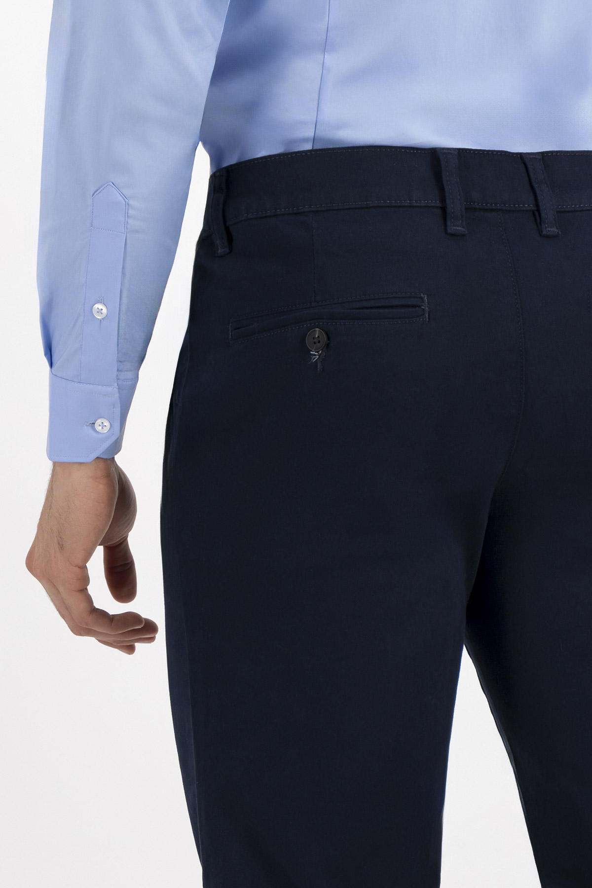 PANTALÓN CASUAL SLIM FIT LMENTAL image number 3