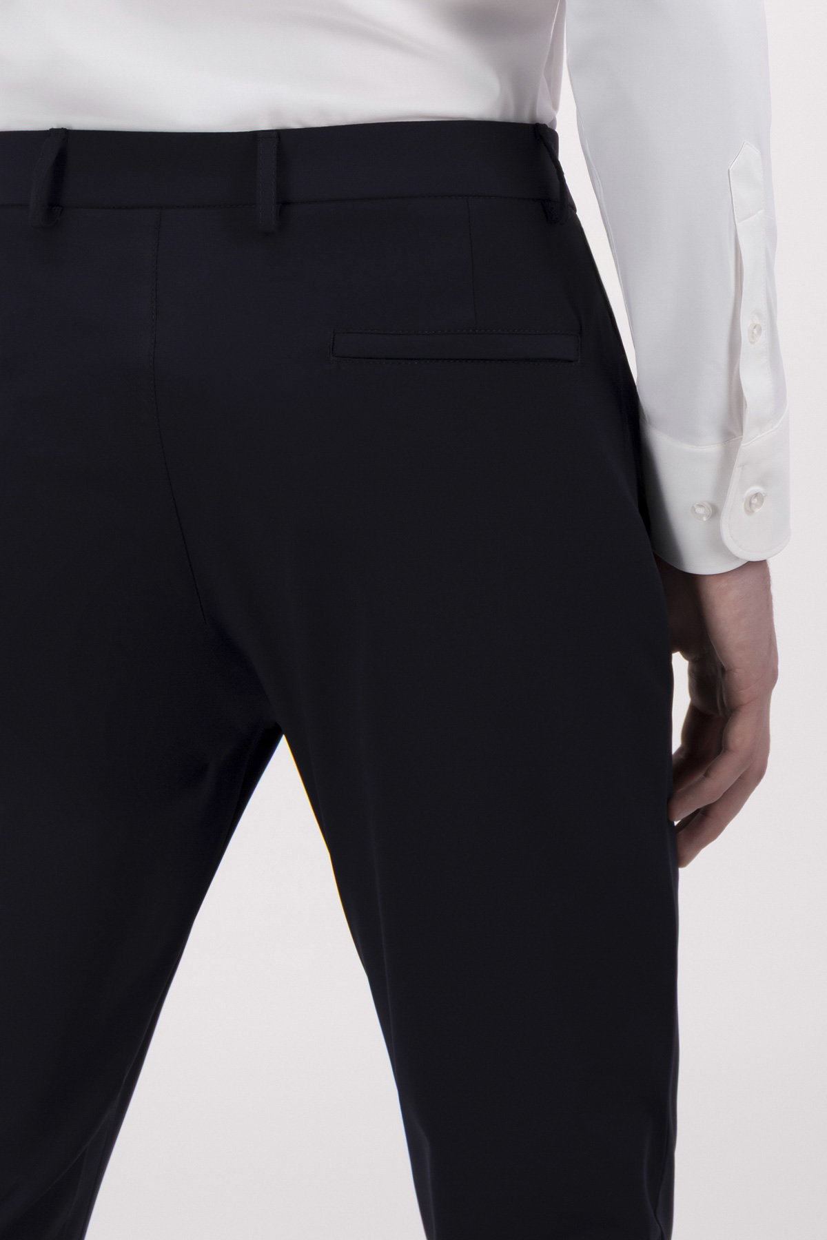 Pantalón separate Move slim fit Lmental image number 3