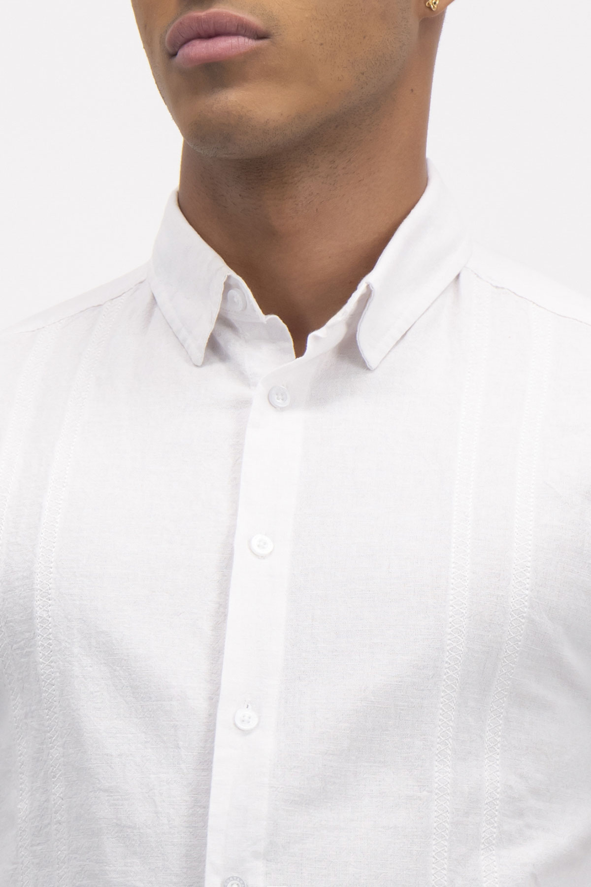GUAYABERA CONTEMPORARY FIT GUAYAHABANA image number 2