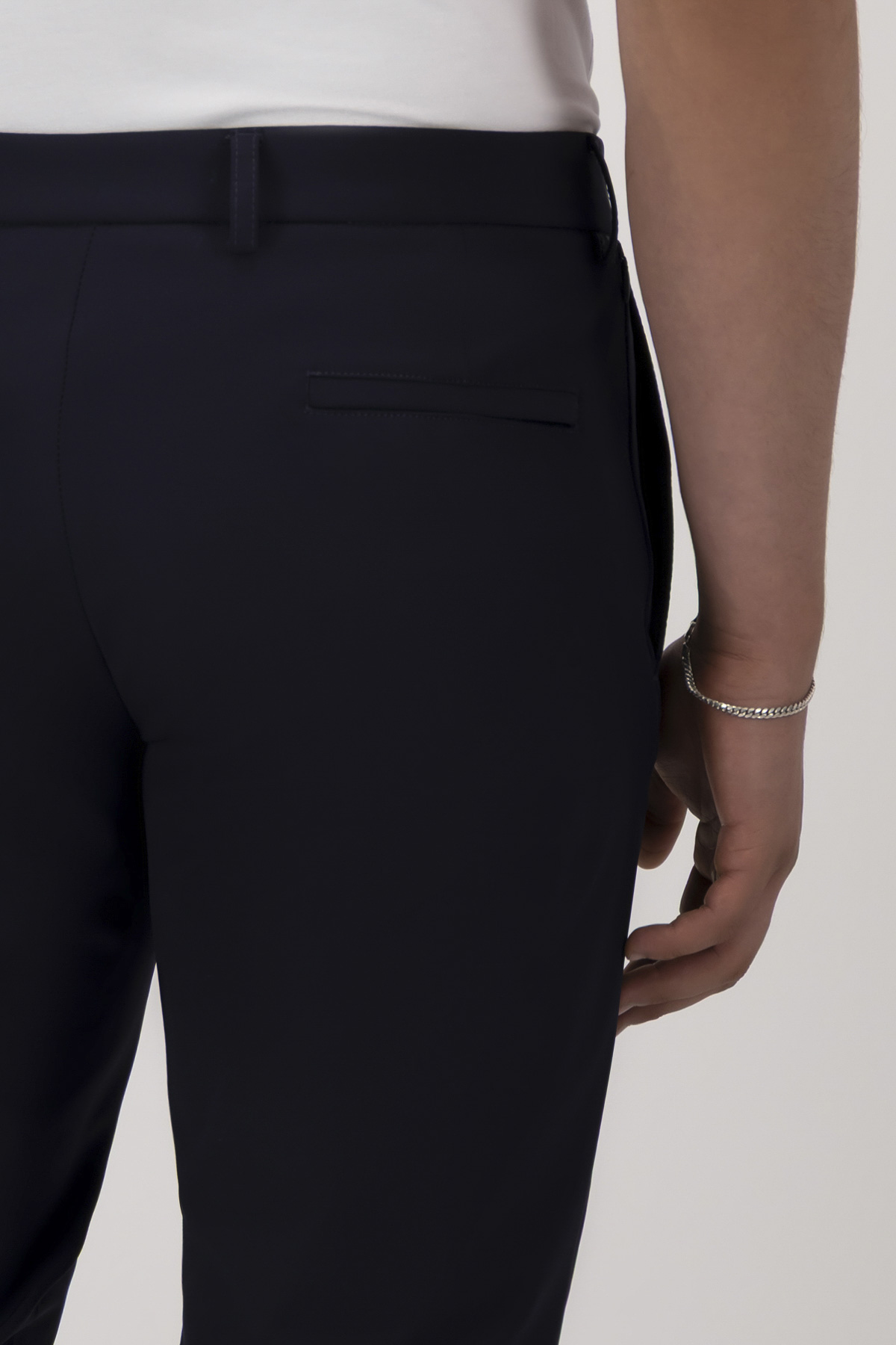 Pantalón Separate Move Slim Fit Lmental image number 4