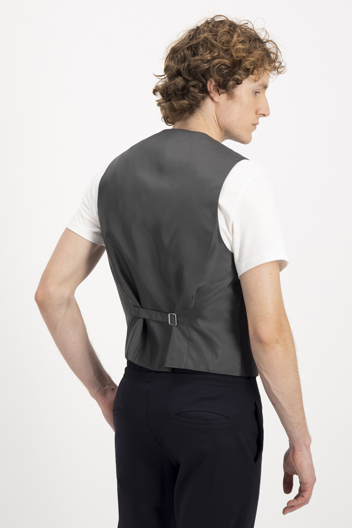 CHALECO FORMAL CONTEMPORARY FIT SONNETI