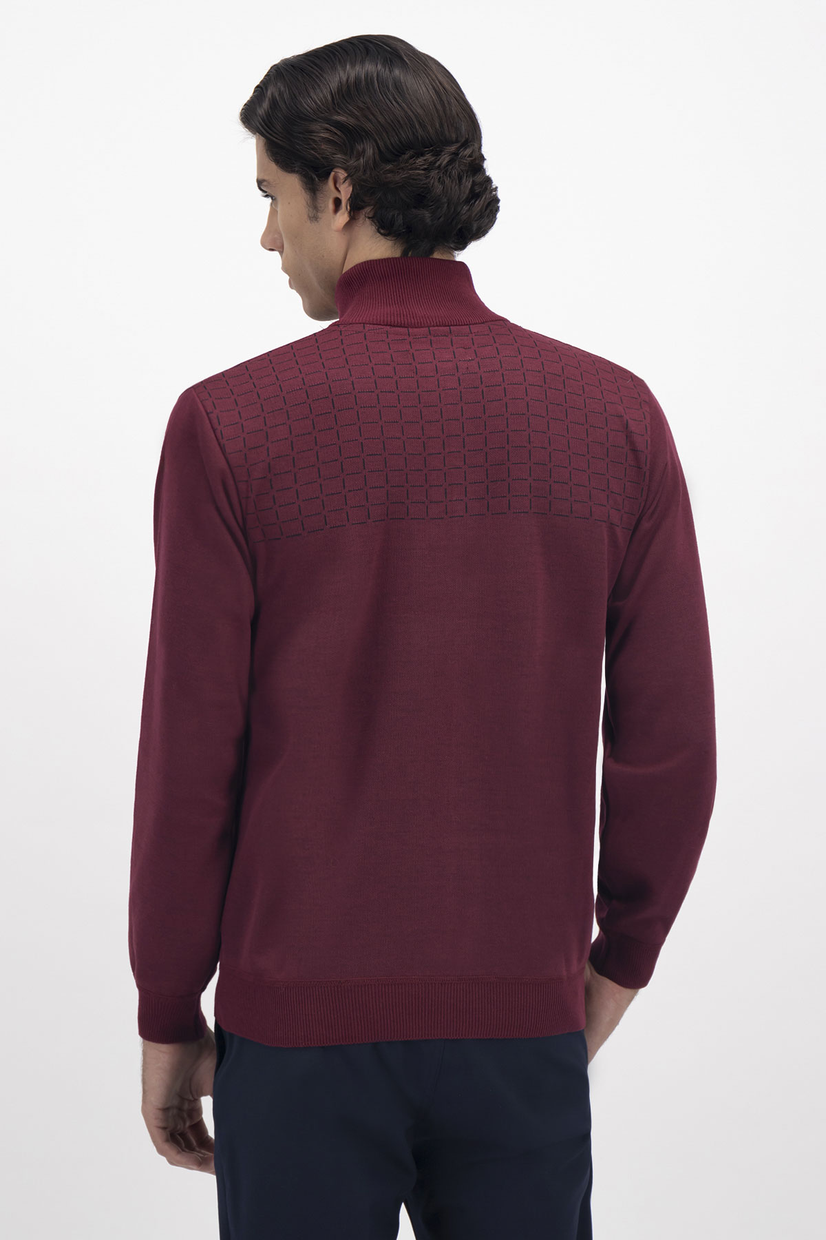 SUÉTER CONTEMPORARY FIT SONNETI image number 2