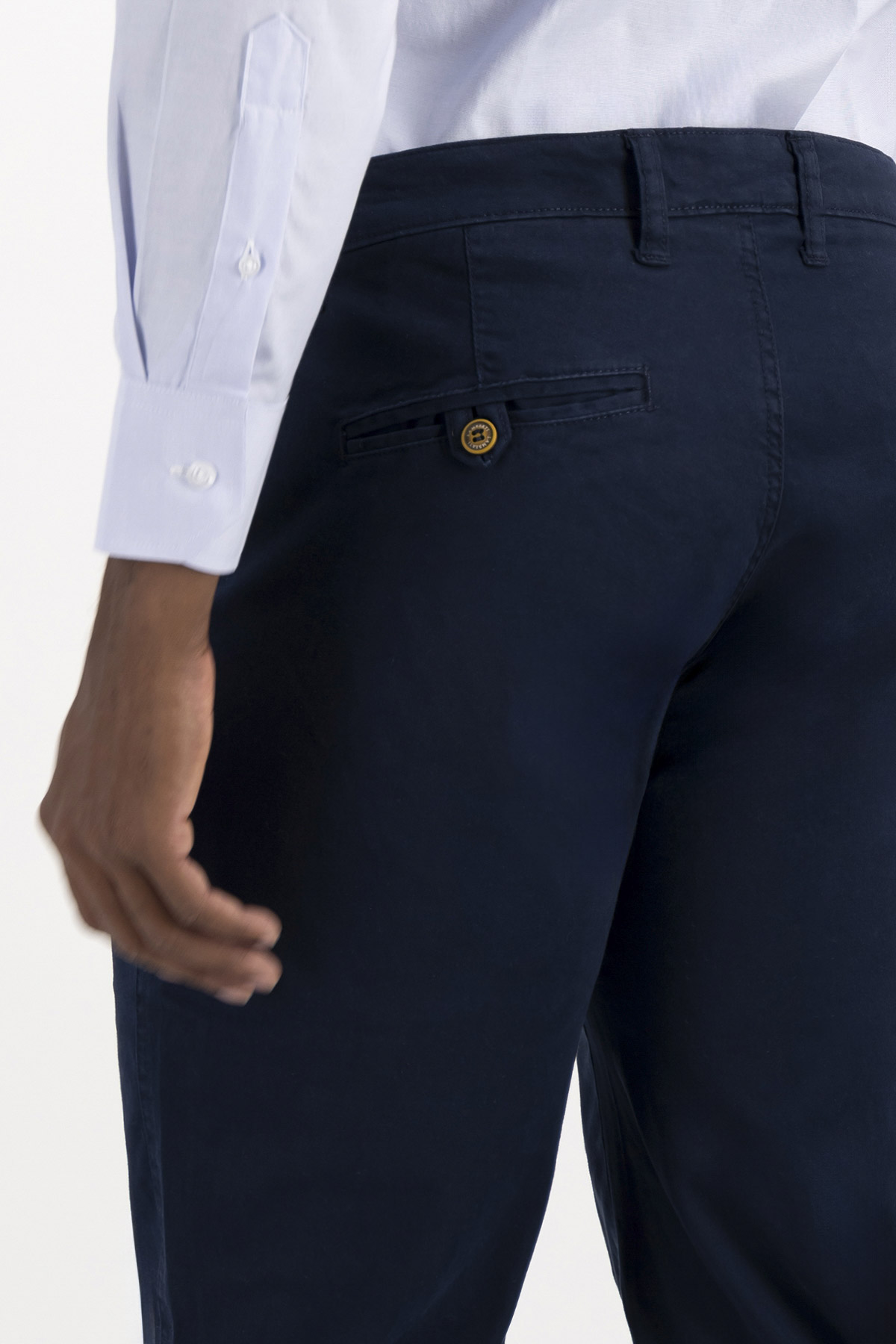 PANTALÓN CASUAL SLIM FIT LAMBERTI image number 3