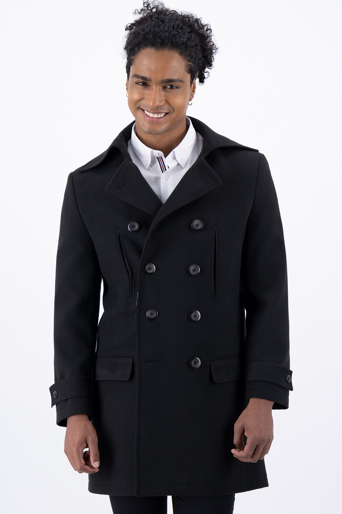 ABRIGO NEGRO SLIM FIT LMENTAL image number 1