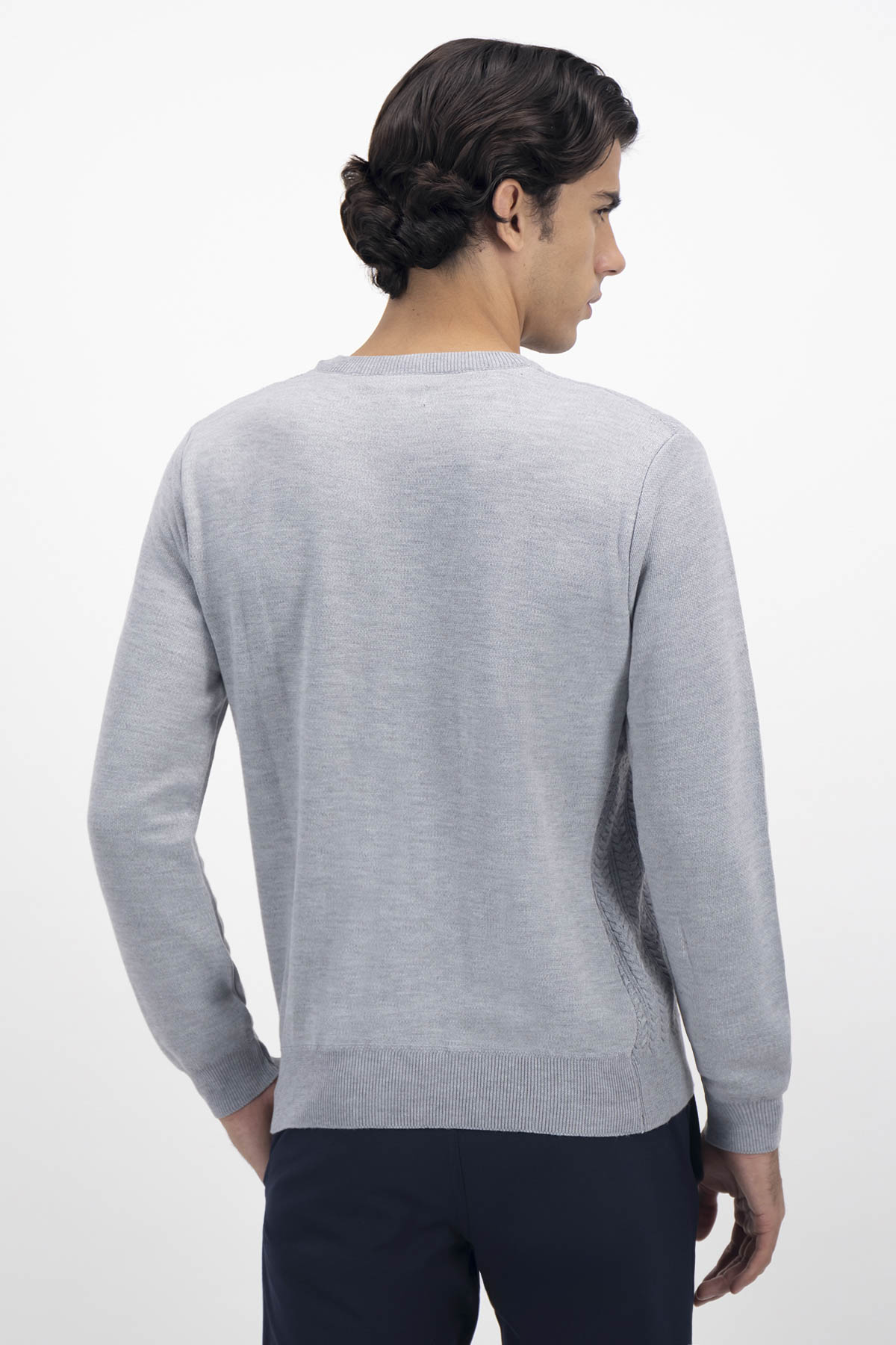 SUÉTER SLIM FIT LMENTAL image number 2